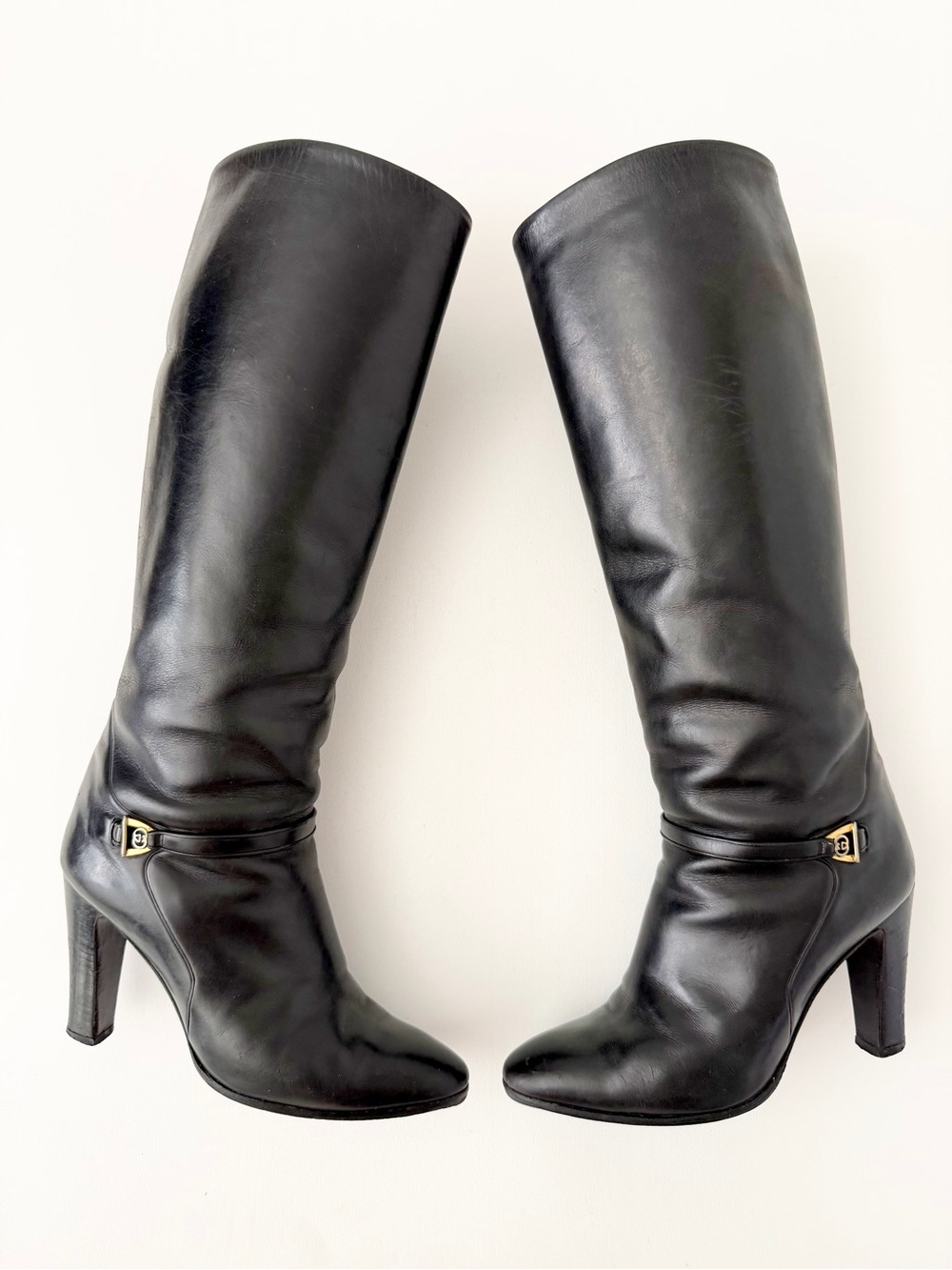 GUCCI | Vintage Black Leather Knee High Boots GG Logo High Heel EU 38.5